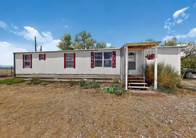 Photo 3 of Manufactured home for sale at 1319 Maryann St, Moriarty, NM 87035 | MLS# 1107350 | Listing updated on 2026-08-11