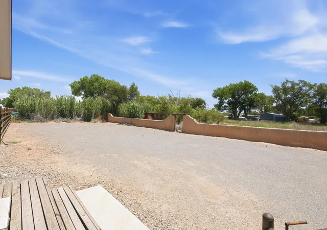 Homes for sale in Belen, NM | 3 Salaz Rd, Belen, NM 87002 | MLS# 1107362