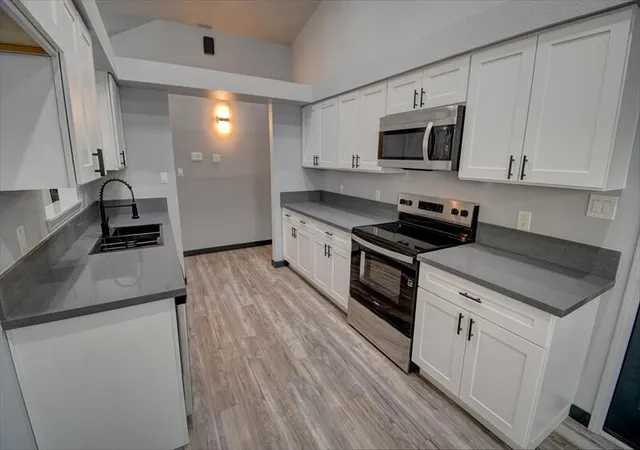 Photo 4 of Single family home for sale at 7204 Quail Springs Pl NE, Albuquerque, NM 87113 | MLS# 1107479 | Listing updated on 2026-08-28