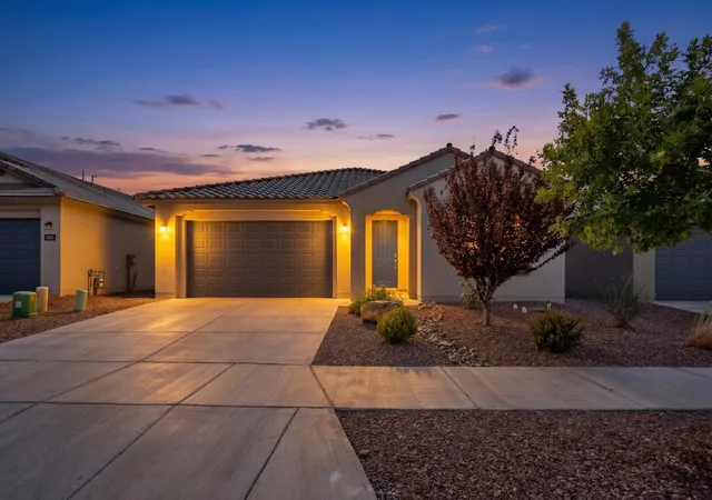 Photo 2 of Single family home for sale at 6061 Nauman Dr Se, Albuquerque, NM 87106 | MLS# 1107500 | Listing updated on 2026-07-21