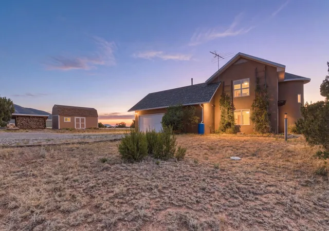 Photo 1 of Sale Pending at 6 Hideaway Ln, Edgewood, NM 87015 | MLS# 1107519 | Listing updated on 2026-08-28