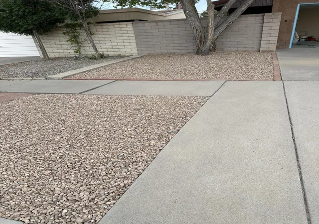 Photo 2 of Sale Pending at 612 Ortiz Dr Ne, Albuquerque, NM 87108 | MLS# 1107524 | Listing updated on 2026-08-20