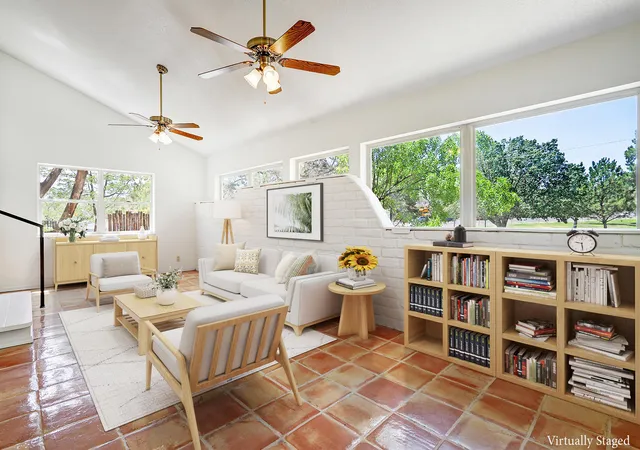 Photo 2 of Sale Pending at 300 Tulane Pl Ne, Albuquerque, NM 87106 | MLS# 1107529 | Listing updated on 2026-08-17