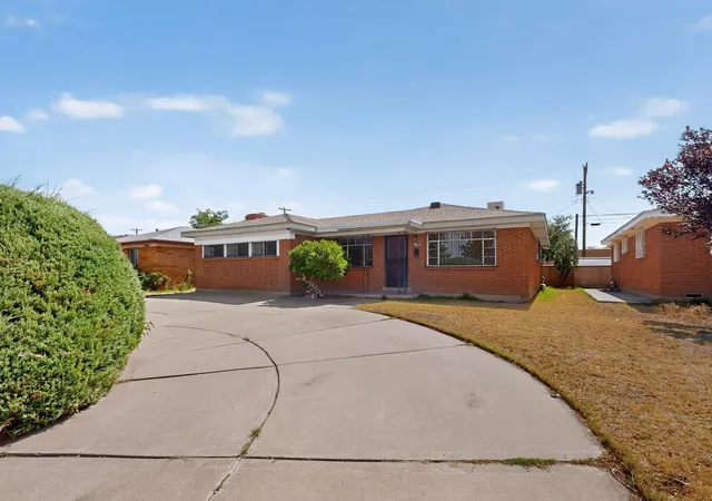 Homes for sale in Albuquerque, NM | 628 Kentucky St Se, Albuquerque, NM 87108 | MLS# 1107542