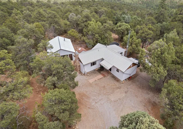 Photo 4 of Single family home for sale at 46 Mcdonald Rd, Edgewood, NM 87015 | MLS# 1107552 | Listing updated on 2026-08-20
