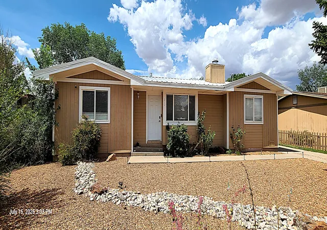 Homes for sale in Moriarty, NM | 211 Roosevelt Ave, Moriarty, NM 87035 | MLS# 1107562