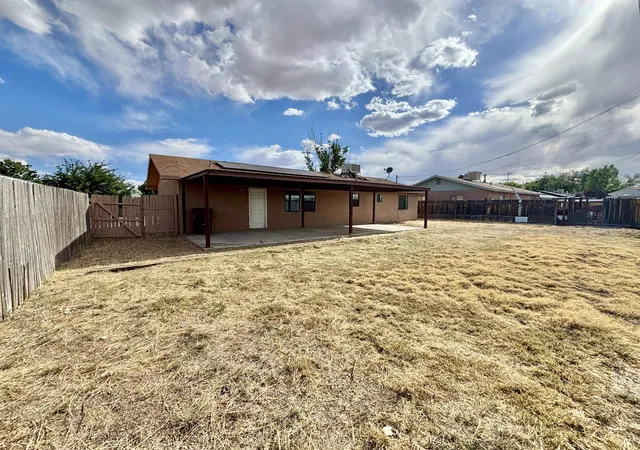Homes for sale in Belen, NM | 816 La Luz Dr, Belen, NM 87002 | MLS# 1107568