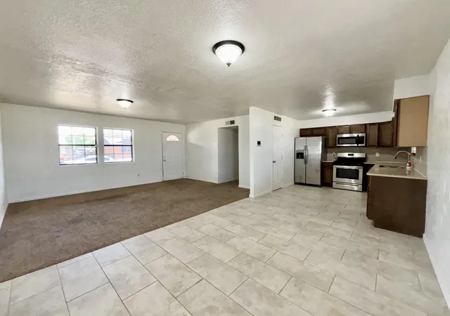 Homes for sale in Belen, NM | 816 La Luz Dr, Belen, NM 87002 | MLS# 1107568