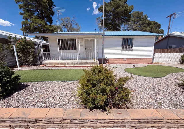 Homes for sale in Los Alamos, NM | 1758 39th St, Los Alamos, NM 87544 | MLS# 1107583