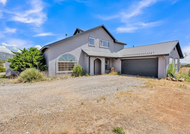 Photo 5 of Single family home for sale at 95 W Hl Ranch Rd, Edgewood, NM 87015 | MLS# 1107603 | Listing updated on 2026-08-28