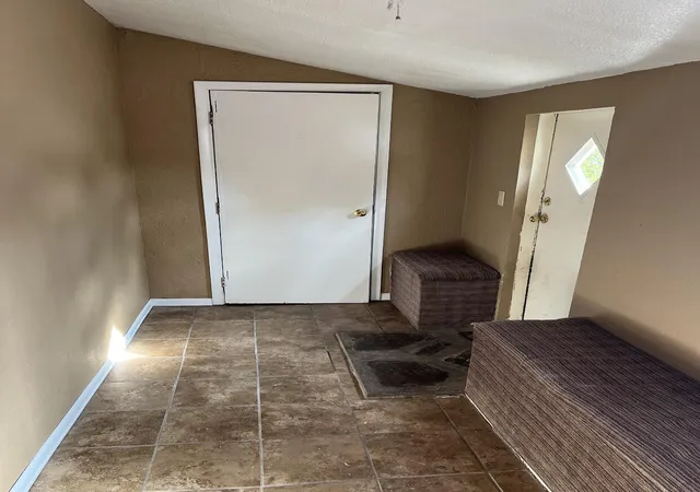 Photo 2 of Sale Pending at 450 Riverside Dr, Santa Rosa, NM 88435 | MLS# 1107620 | Listing updated on 2026-08-05