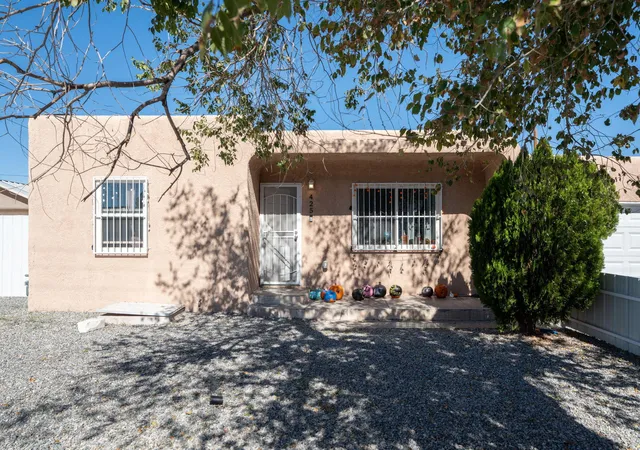 20th image of 425 Fitzgerald Rd Nw, Albuquerque, NM 87107 | MLS# 1107630