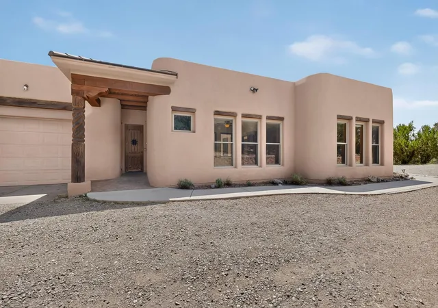Homes for sale in Edgewood, NM | 45 Duke Rd, Edgewood, NM 87015 | MLS# 1107637