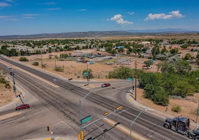 3rd image of 3984 San Felipe Rd, Santa Fe, NM 87507 | MLS# 1107644
