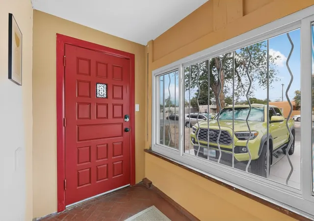 Homes for sale in Albuquerque, NM | 1205 Girard Blvd Ne, Albuquerque, NM 87106 | MLS# 1107670
