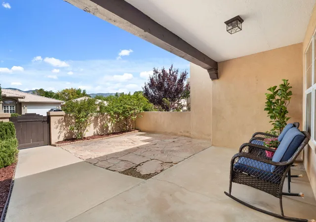 Photo 3 of Sale Pending at 8405 Petaluma Dr Ne, Albuquerque, NM 87122 | MLS# 1107671 | Listing updated on 2026-08-28