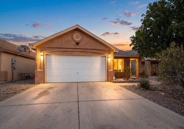 Homes for sale in Albuquerque, NM | 819 Corel Dr Sw, Albuquerque, NM 87121 | MLS# 1107696
