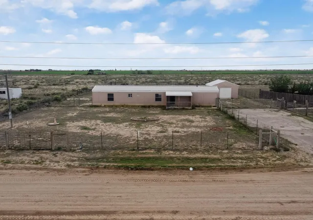 Photo 2 of Sale Pending at 69 Caballo Ave, Moriarty, NM 87035 | MLS# 1107756 | Listing updated on 2026-08-28