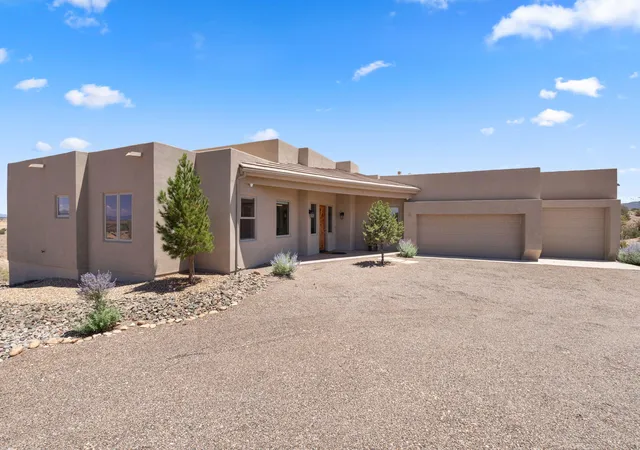 2nd image of 16 Mimbres Ct, Placitas, NM 87043 | MLS# 1107775