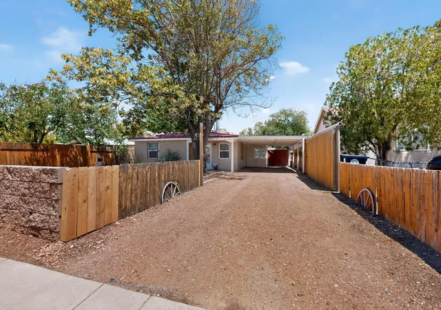 Homes for sale in Albuquerque, NM | 1216 Forrester Ave Nw, Albuquerque, NM 87104 | MLS# 1107800