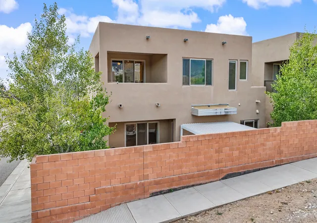 Photo 2 of Sale Pending at 8700 Aspen Leaf Dr Ne, Albuquerque, NM 87122 | MLS# 1107805 | Listing updated on 2026-08-19