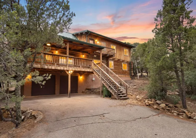 Photo 1 of Single family home for sale at 9 El Gallo Rd, Cedar Crest, NM 87008 | MLS# 1107825 | Listing updated on 2026-08-26