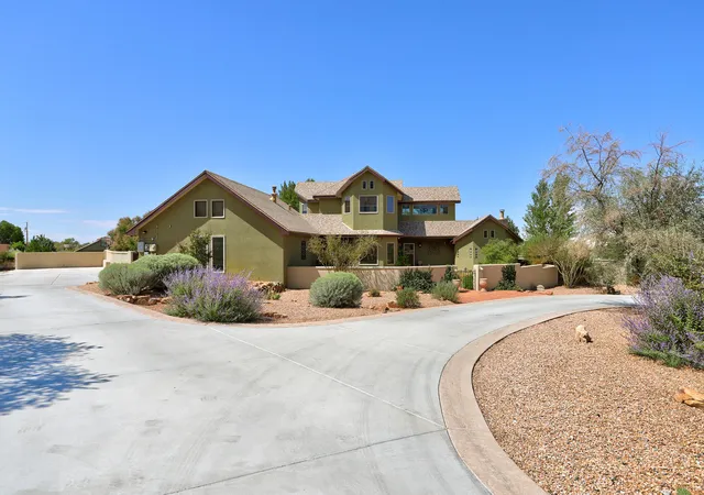 Homes for sale in Albuquerque, NM | 10220 Eagle Rock Ave Ne, Albuquerque, NM 87122 | MLS# 1107838