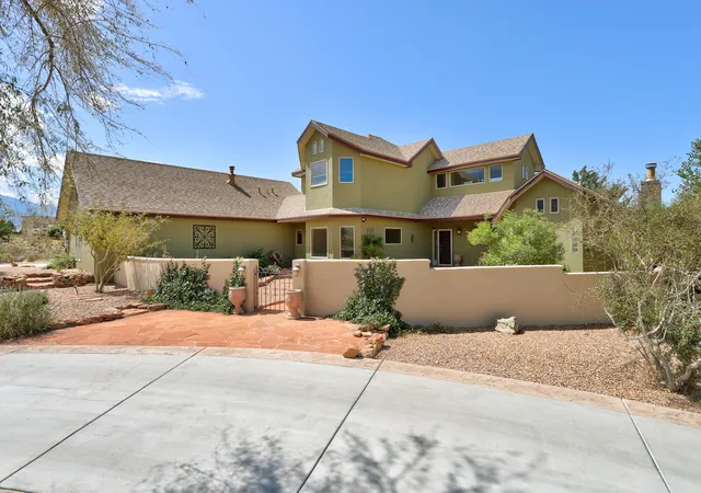 Homes for sale in Albuquerque, NM | 10220 Eagle Rock Ave Ne, Albuquerque, NM 87122 | MLS# 1107838