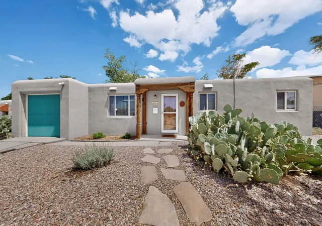 Photo 2 of Sale Pending at 5913 La Corrida Rd Ne, Albuquerque, NM 87110 | MLS# 1107839 | Listing updated on 2026-08-23
