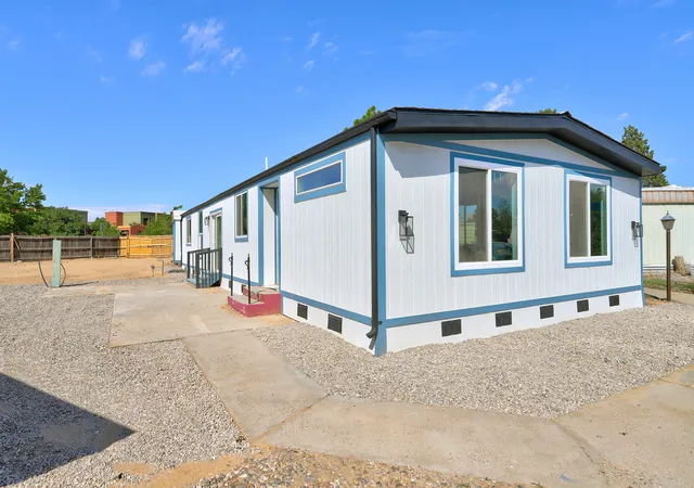 2nd image of 602 Fountain Ct Se, Albuquerque, NM 87124 | MLS# 1107857