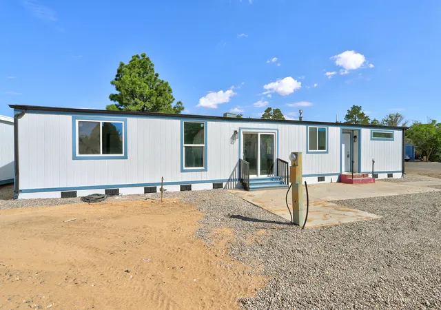 4th image of 602 Fountain Ct Se, Albuquerque, NM 87124 | MLS# 1107857