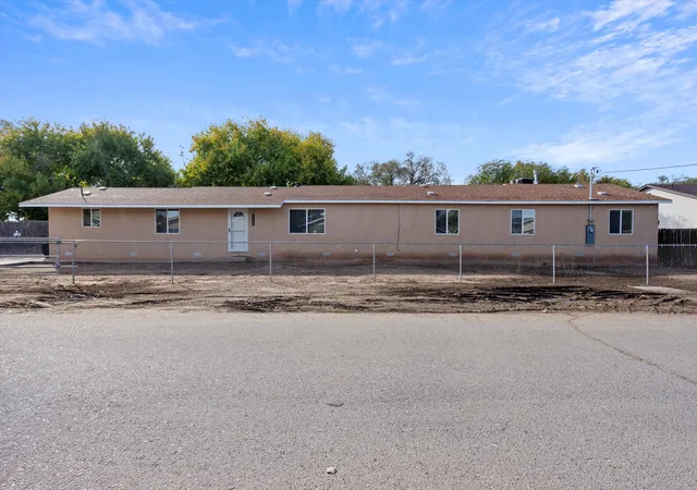 Homes for sale in Albuquerque, NM | 2224 Bartolo Ave Sw, Albuquerque, NM 87105 | MLS# 1107859