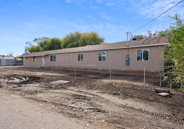 Homes for sale in Albuquerque, NM | 2224 Bartolo Ave Sw, Albuquerque, NM 87105 | MLS# 1107859