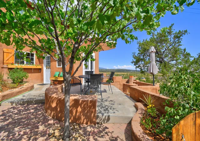 Photo 2 of Sale Pending at 5 Lakeview Cir, Sandia Park, NM 87047 | MLS# 1107860 | Listing updated on 2026-08-25