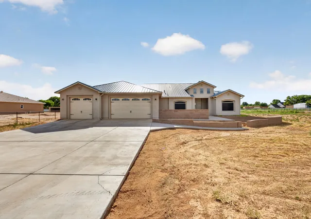 2nd image of 134 Orona Rd, Los Lunas, NM 87031 | MLS# 1107864
