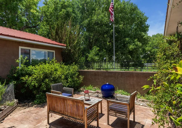 Photo 3 of Single family home for sale at 310 Country Ln, Bosque Farms, NM 87068 | MLS# 1107880 | Listing updated on 2026-08-26