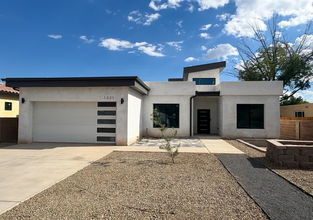 Homes for sale in Albuquerque, NM | 1321 Van Cleave Rd Nw, Albuquerque, NM 87107 | MLS# 1107887