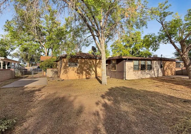 21st image of 621 Campana Dr, Belen, NM 87002 | MLS# 1107902