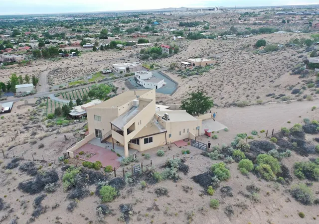Homes for sale in Corrales, NM | 337 Chimaja Rd, Corrales, NM 87048 | MLS# 1107911