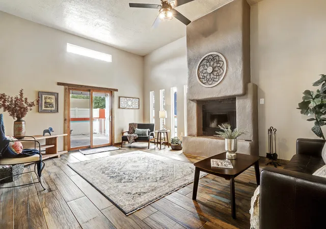 Photo 2 of Single family home for sale at 9211 Cascajo Dr Ne, Albuquerque, NM 87111 | MLS# 1107920 | Listing updated on 2026-10-11