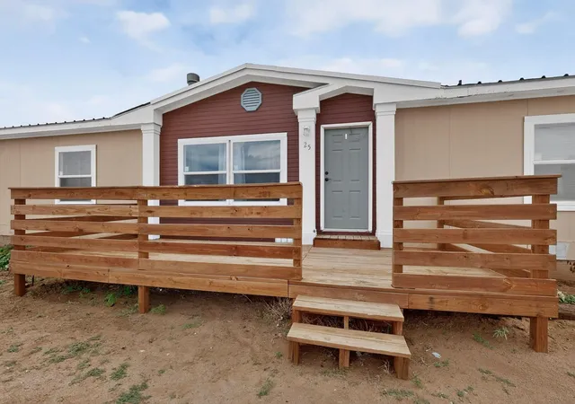 Photo 4 of Manufactured home for sale at 25 Camino De Manzano, Los Lunas, NM 87031 | MLS# 1107865 | Listing updated on 2026-08-27