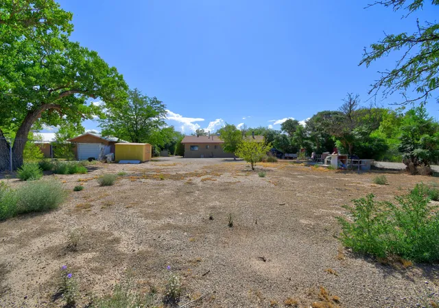 18th image of 1513 Aragon Rd Sw, Albuquerque, NM 87105 | MLS# 1107935