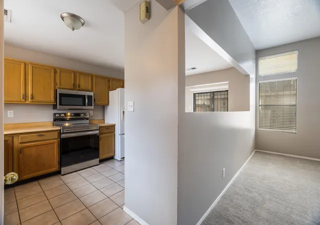 3rd image of 1816 Peach Rd Ne, Rio Rancho, NM 87144 | MLS# 1107947