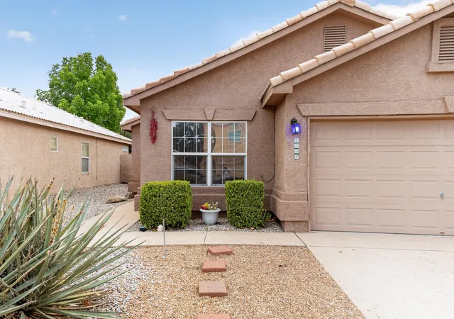 3rd image of 7508 Via Serenita Sw, Albuquerque, NM 87121 | MLS# 1107952