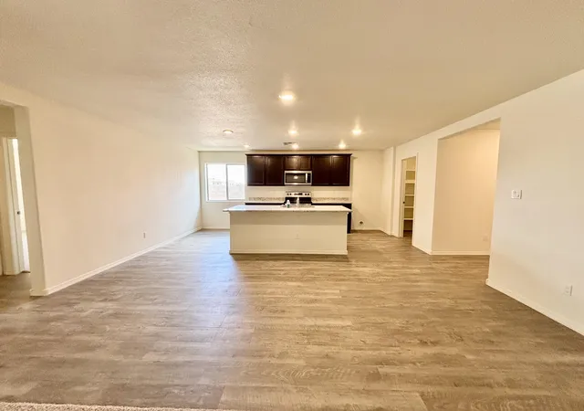 5th image of 904 Camino De Las Violeta, Belen, NM 87002 | MLS# 1107990