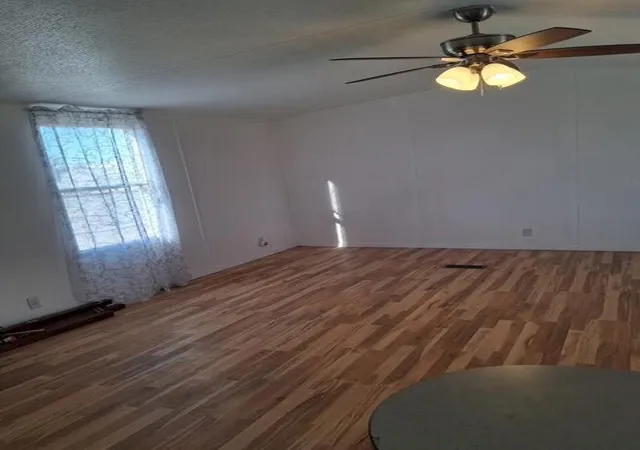 Photo 16 of Sale Pending at 2 Connecticut Ct, Moriarty, NM 87035 | MLS# 1108017 | Listing updated on 2026-08-20