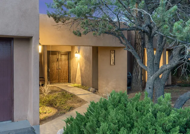 2nd image of 1178 Laurel Pl Ne, Albuquerque, NM 87122 | MLS# 1108048
