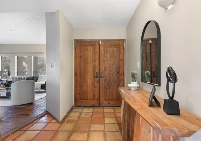 3rd image of 1178 Laurel Pl Ne, Albuquerque, NM 87122 | MLS# 1108048