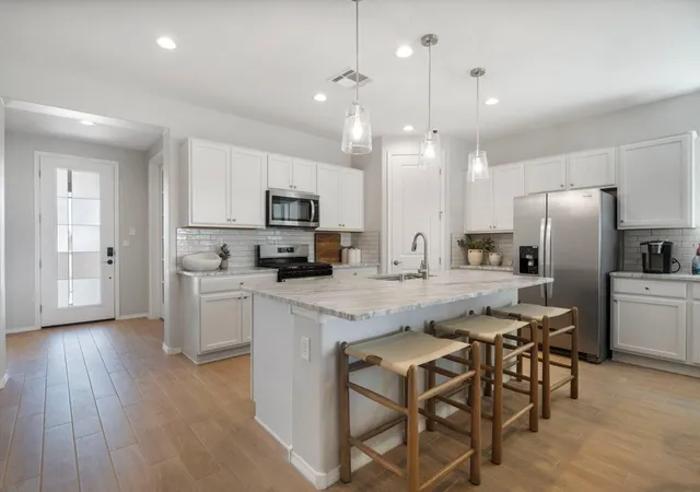 Photo 3 of Single family home for sale at 1621 Tutor Trl NW, Albuquerque, NM 87120 | MLS# 1108056 | Listing updated on 2026-08-05