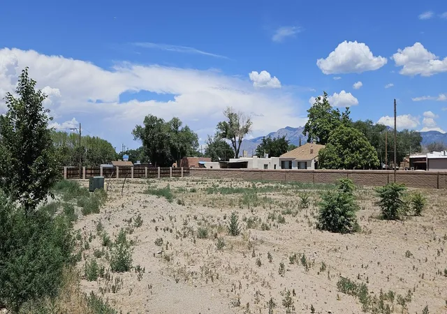 4th image of 7201 Zia View Ct Nw, Albuquerque, NM 87107 | MLS# 1108065